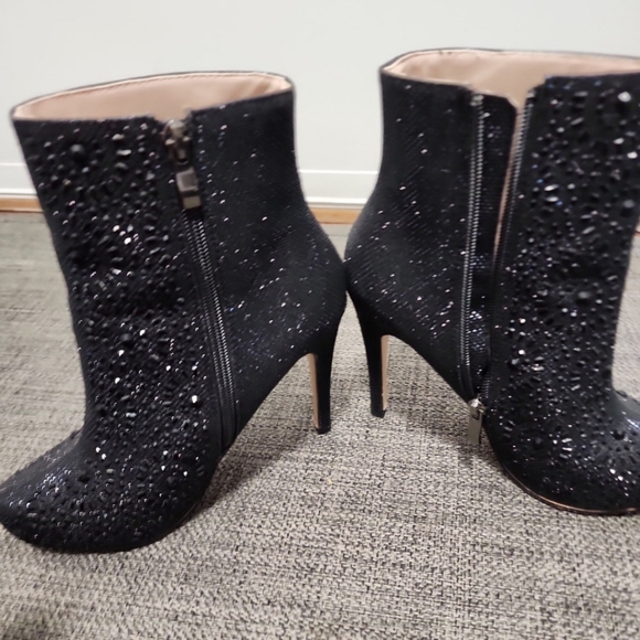 Laruren Lorraine Sparkly Black Booties - Picture 6 of 6